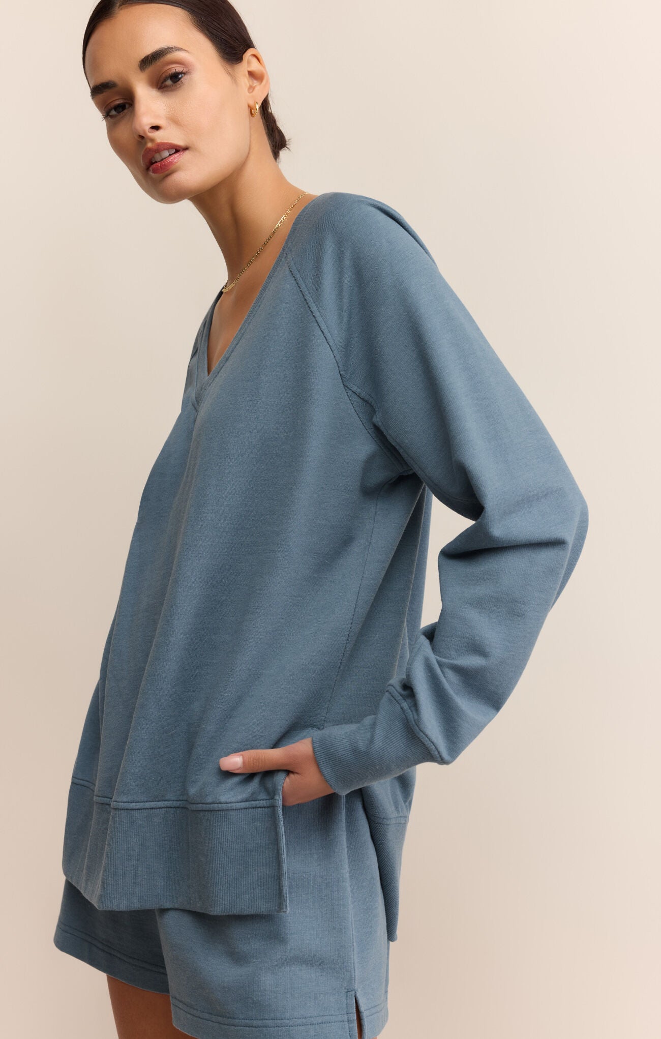 WEEKENDER V NECK - BOATHOUSE