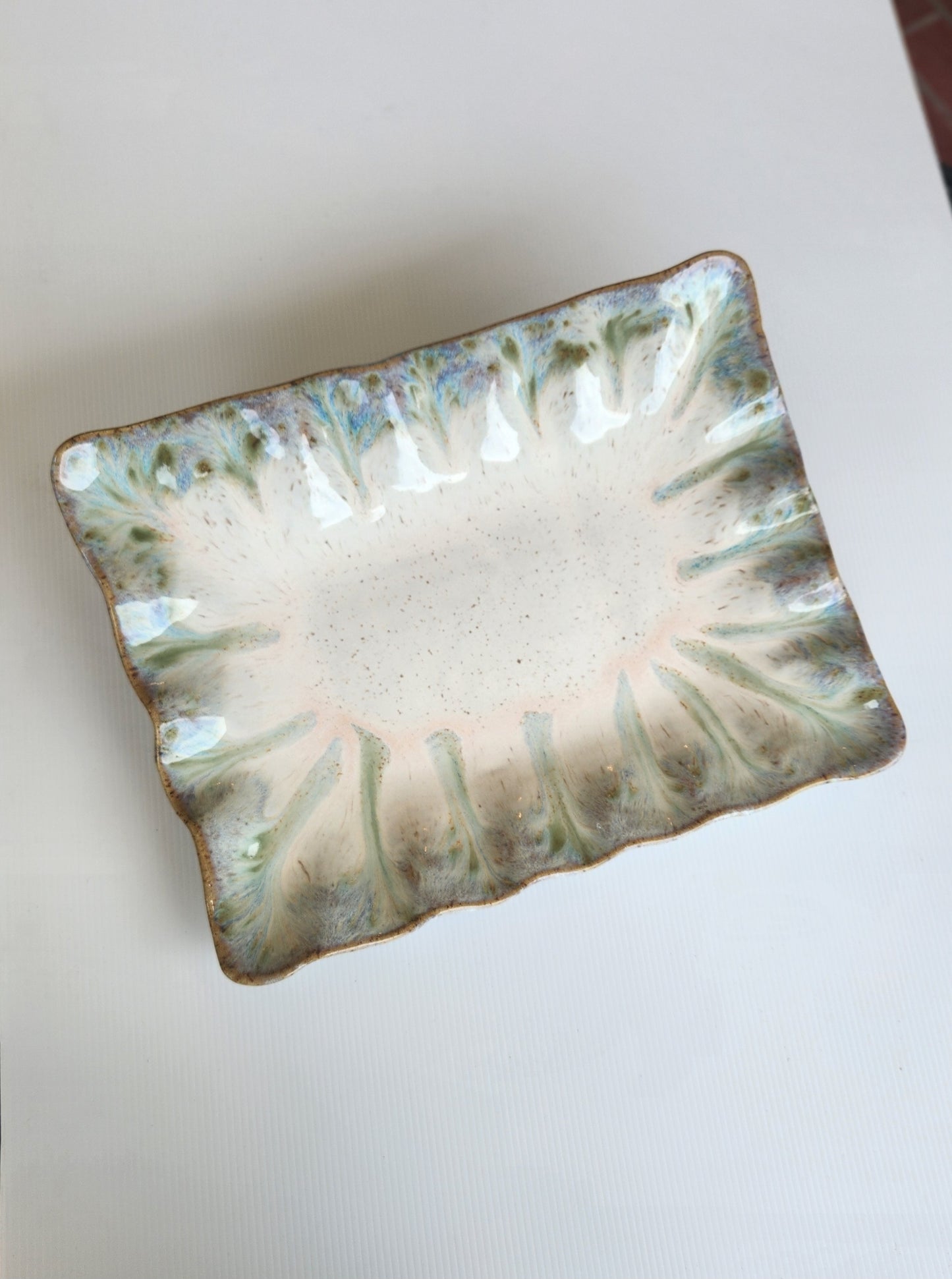 FLUTTERED RECTANGLE TRAY