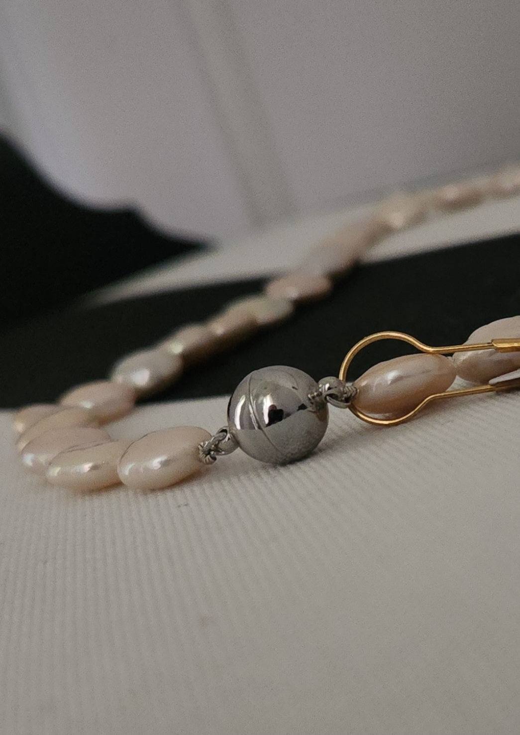 PINK DISC PEARL NECKLACE