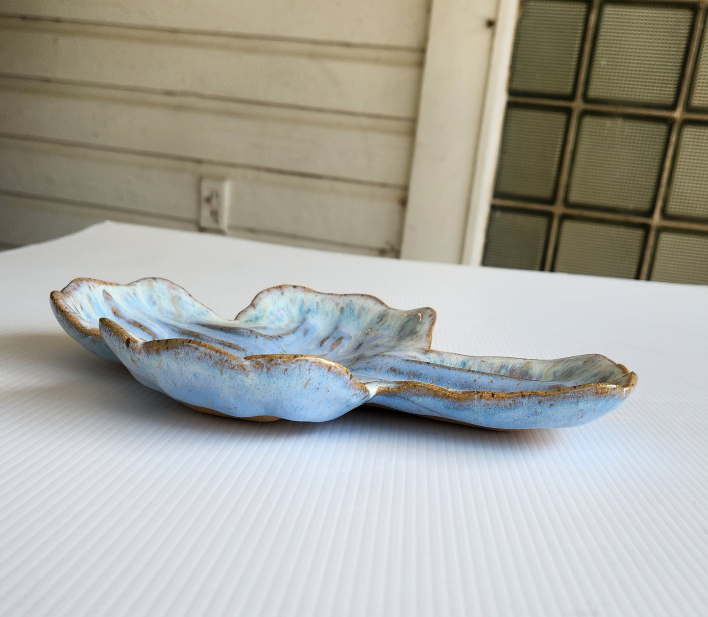 GROOVED GIFTING CROSS - WISTERIA
