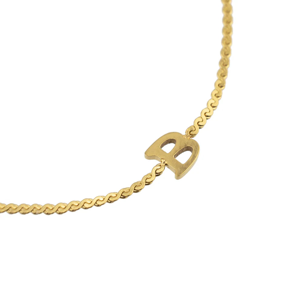 DAINTY LOVE INITIAL BRACELET