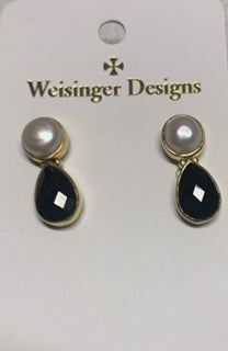 PEARL POST W/ BLACK STONE EARRINGS