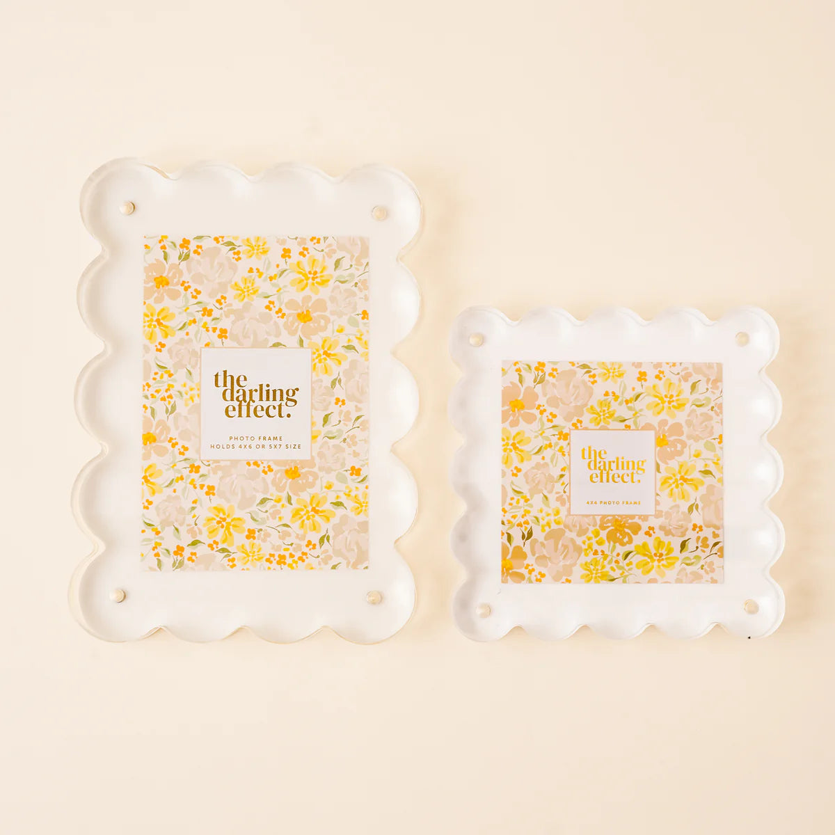 RECTANGLE SCALLOPED ACRYLIC FRAME