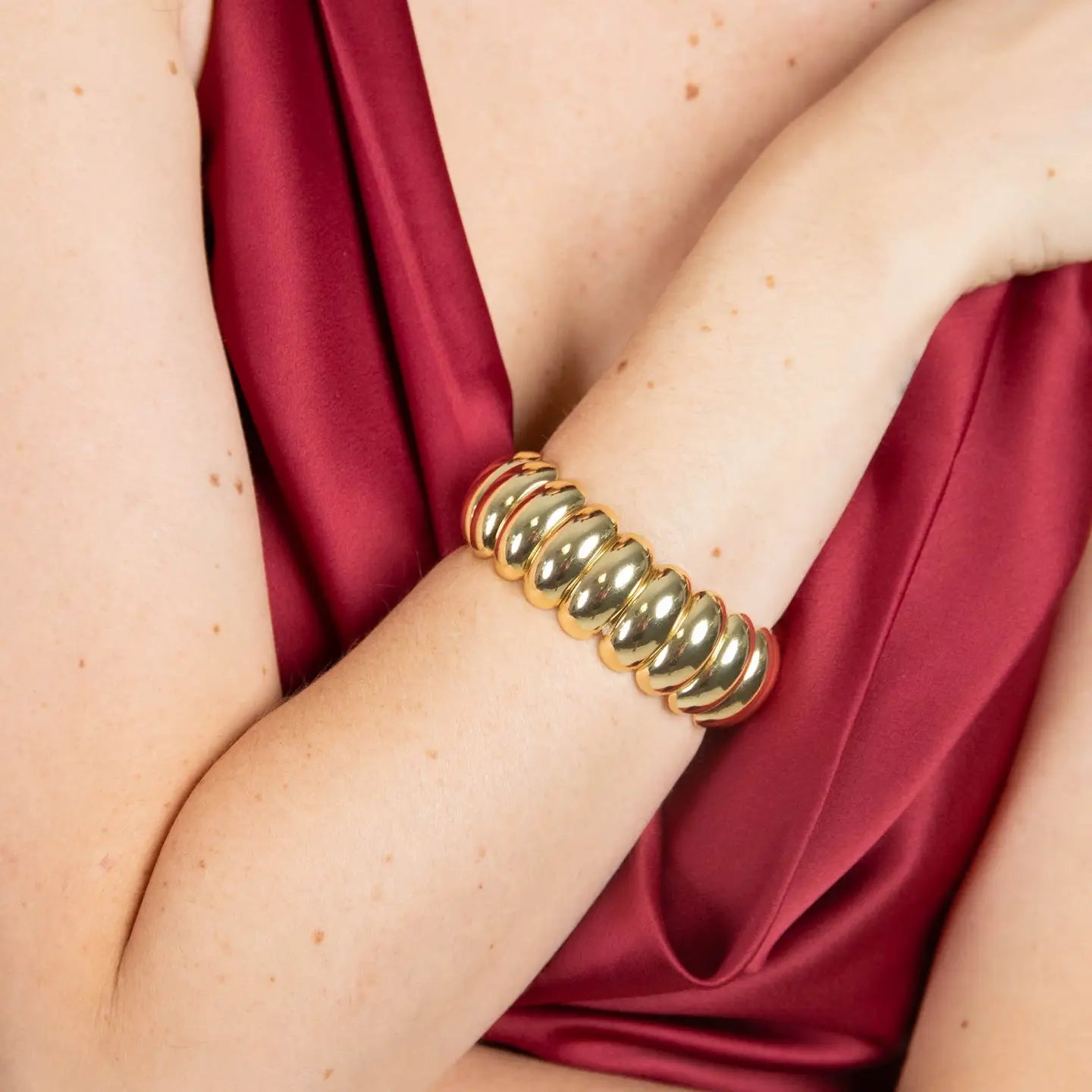 BELLA BANGLE BRACELET