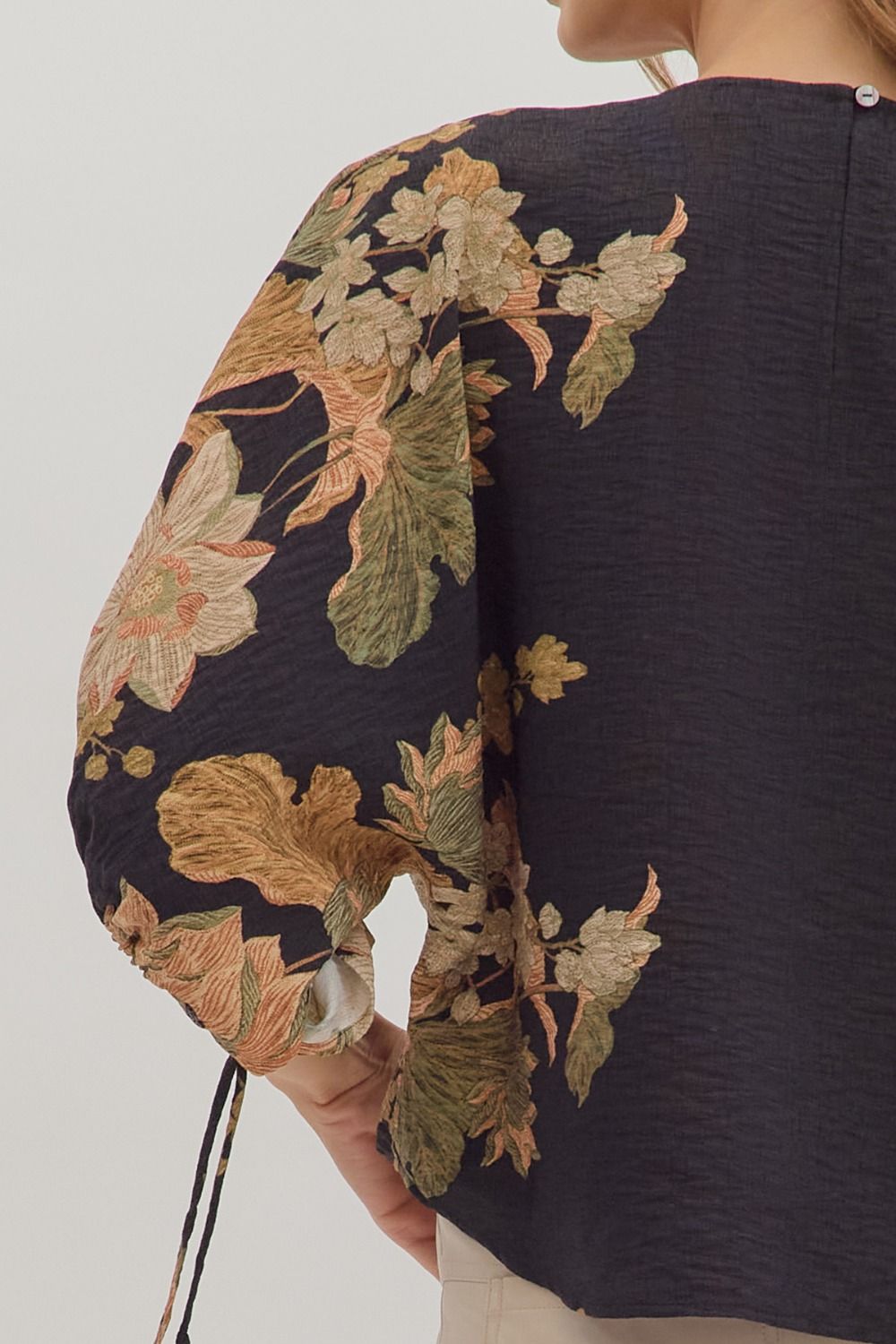 DROP SLEEVE FLORAL BLOUSE