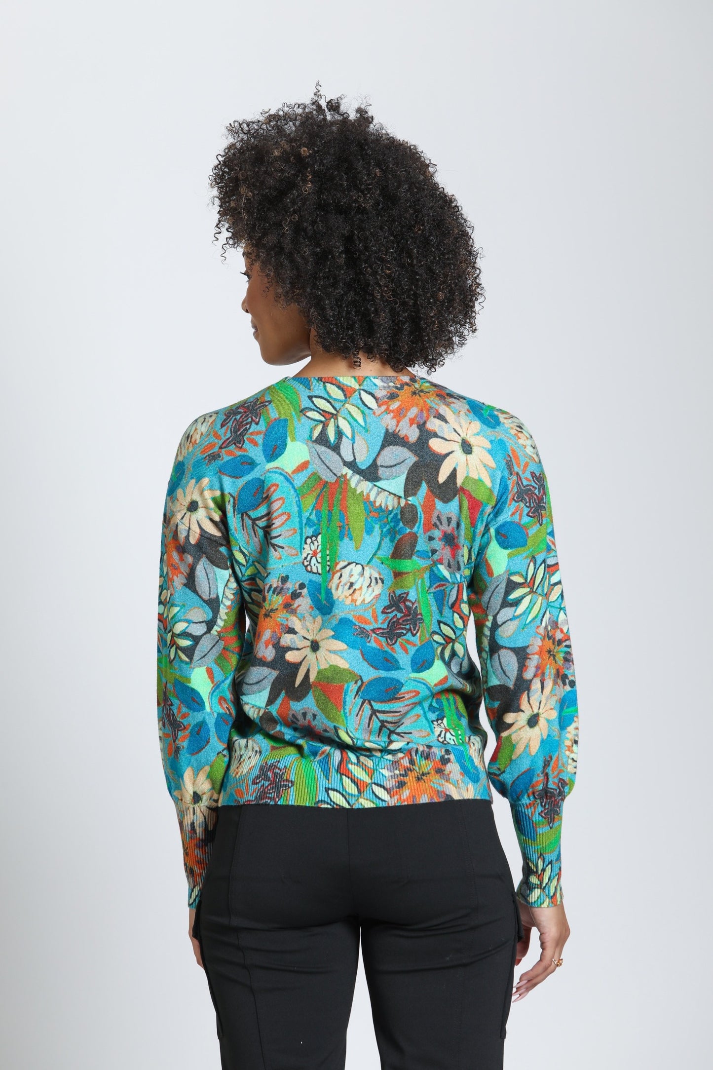 WILDFLOWER BOTANICAL LIGHT SWEATER