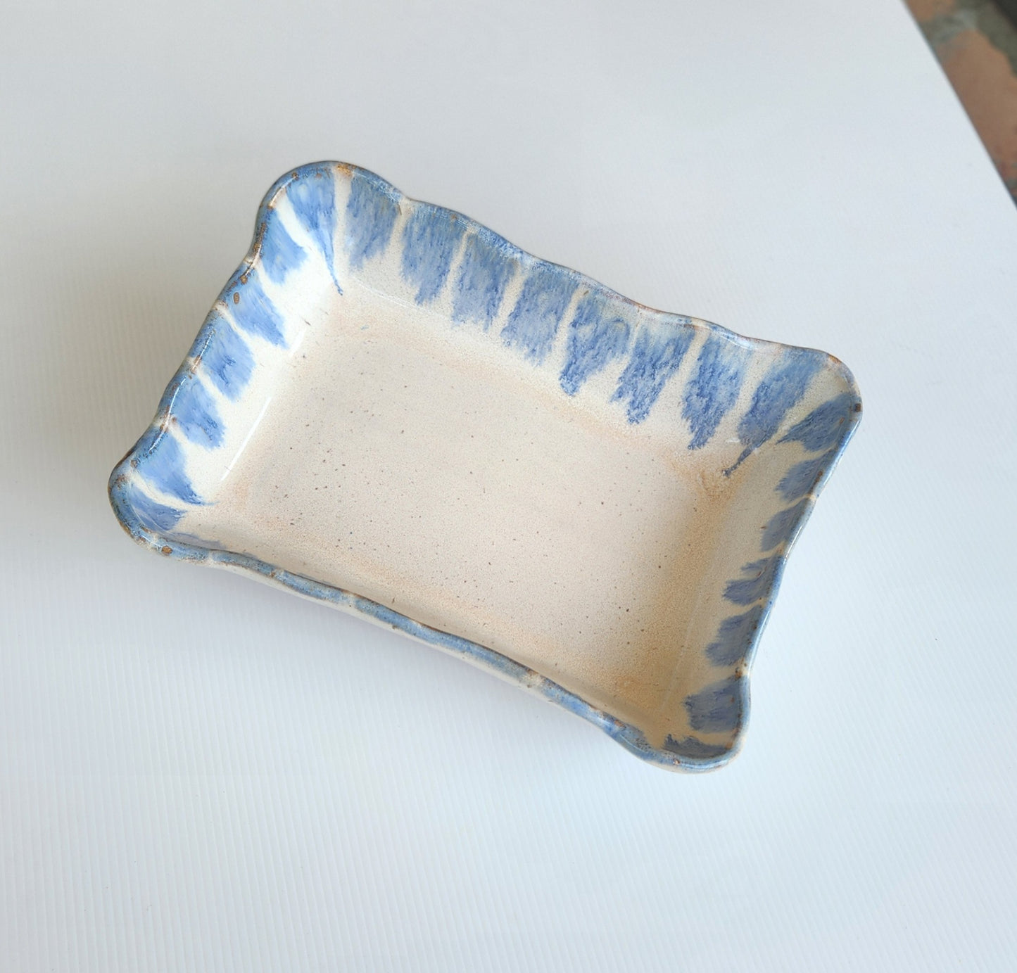 WAVED RECTANGULAR BAKER