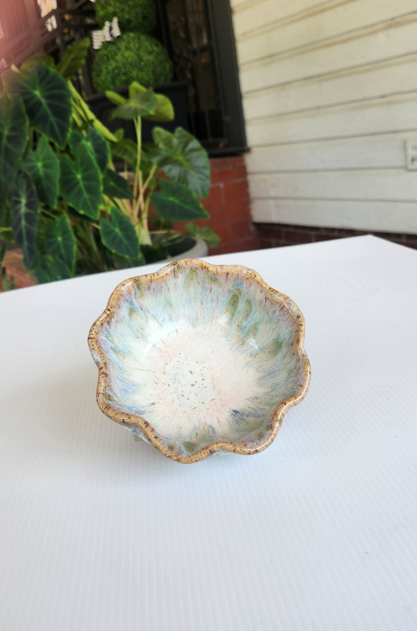 SPRINGTIME SALSA BOWL