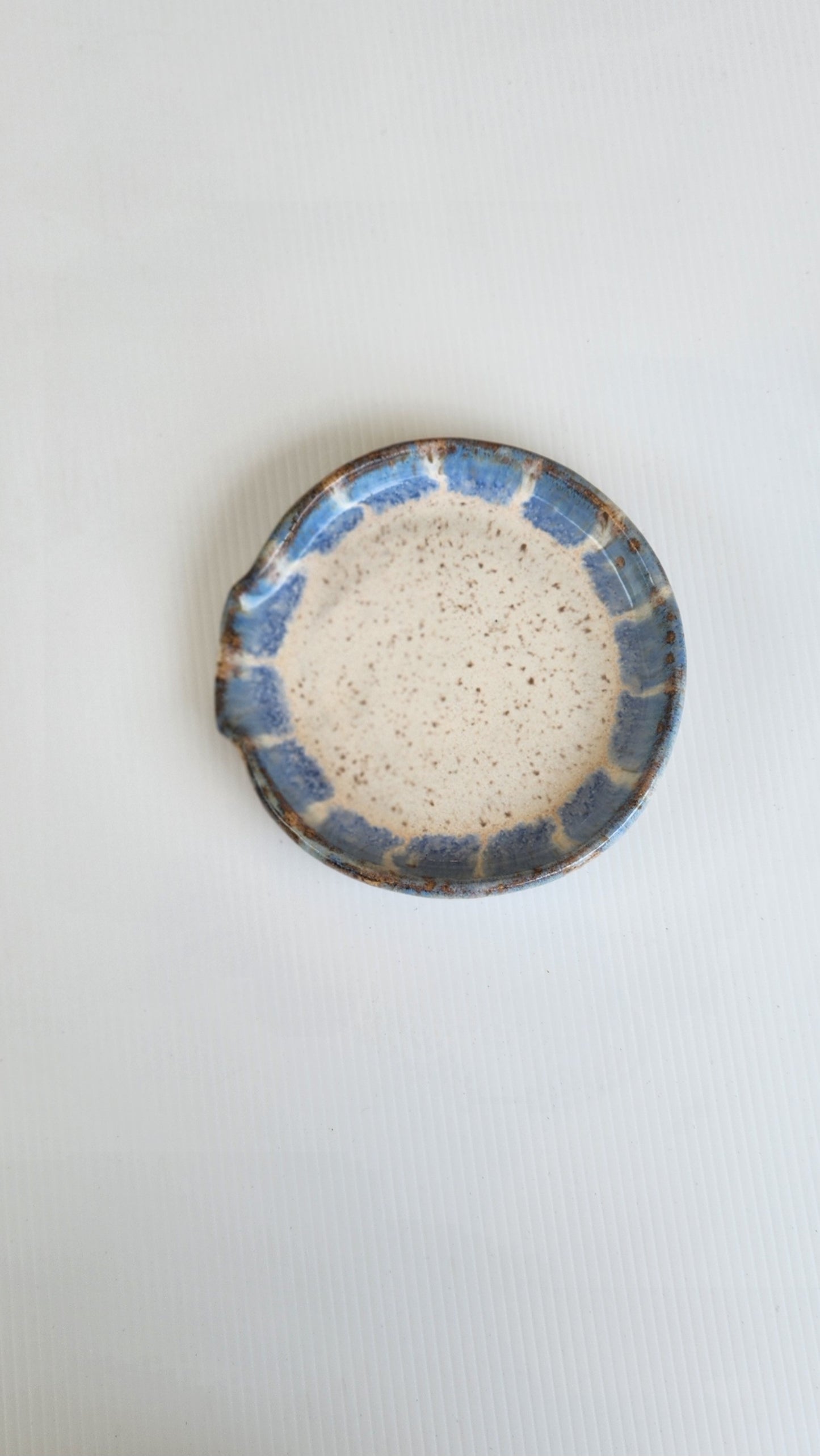 ROUND SPOON REST