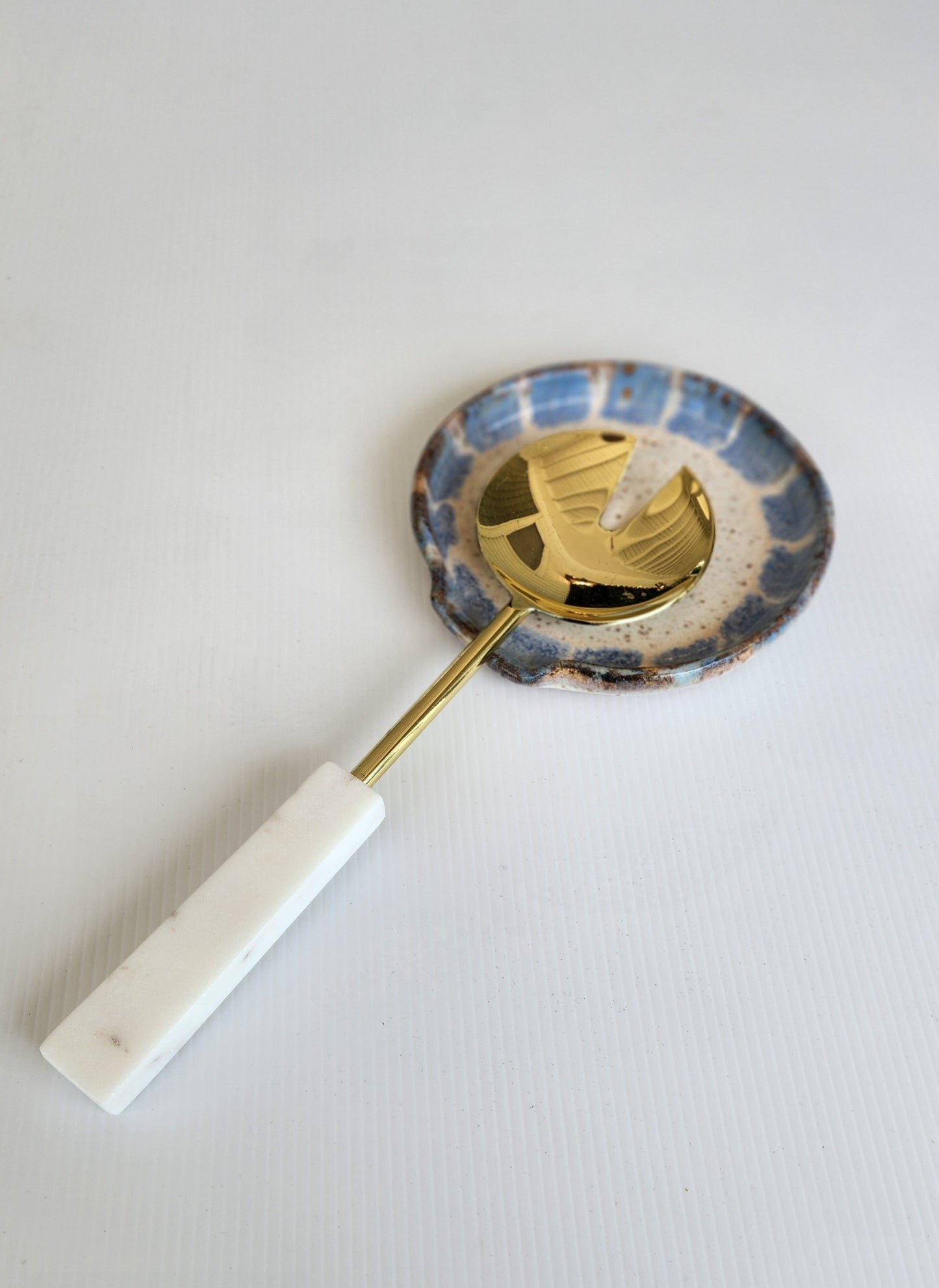 ROUND SPOON REST
