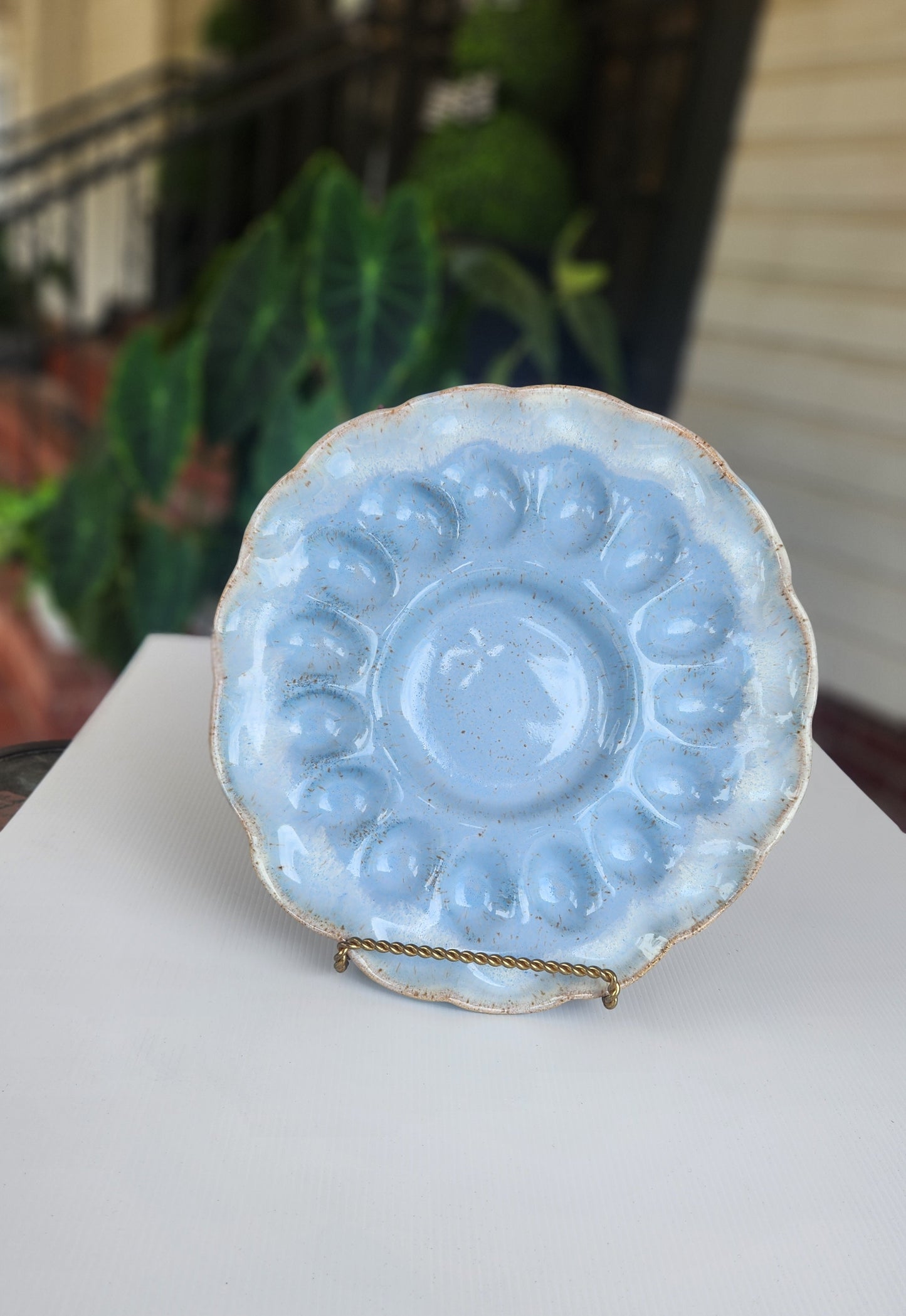 HANDCRAFTED EGG PLATTER