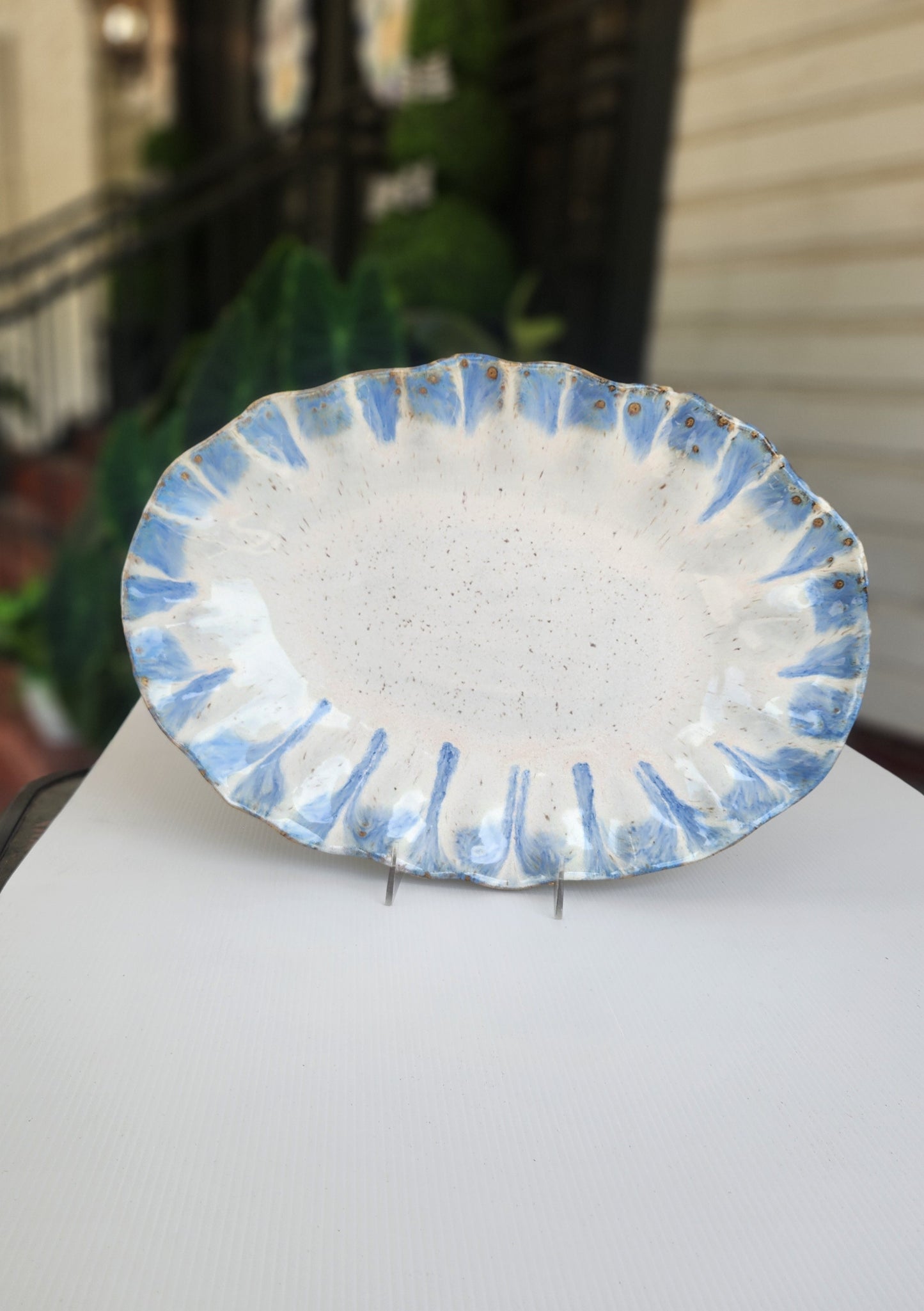 FLUTTERED OVAL PLATTER
