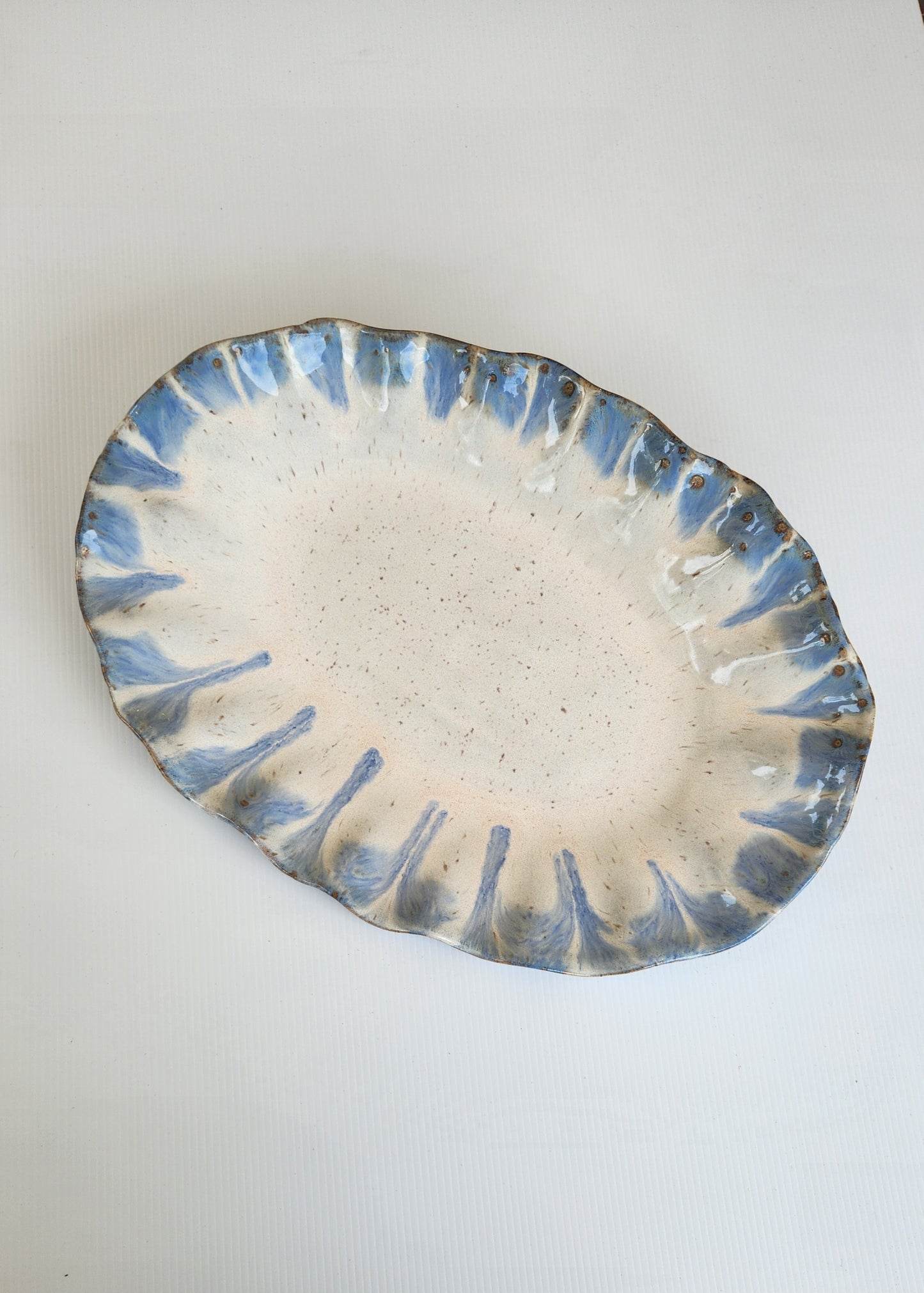 FLUTTERED OVAL PLATTER