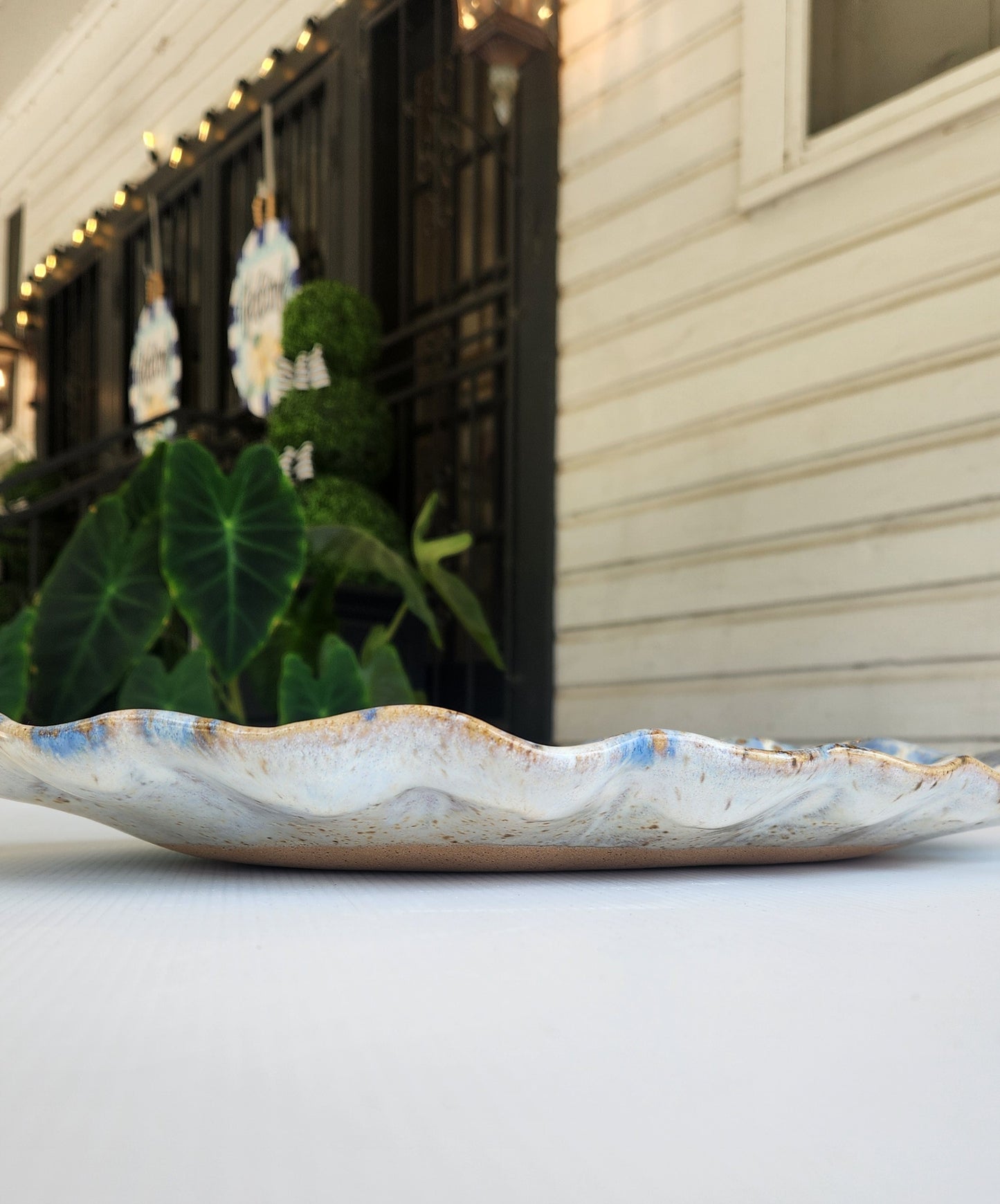 FLUTTERED OVAL PLATTER