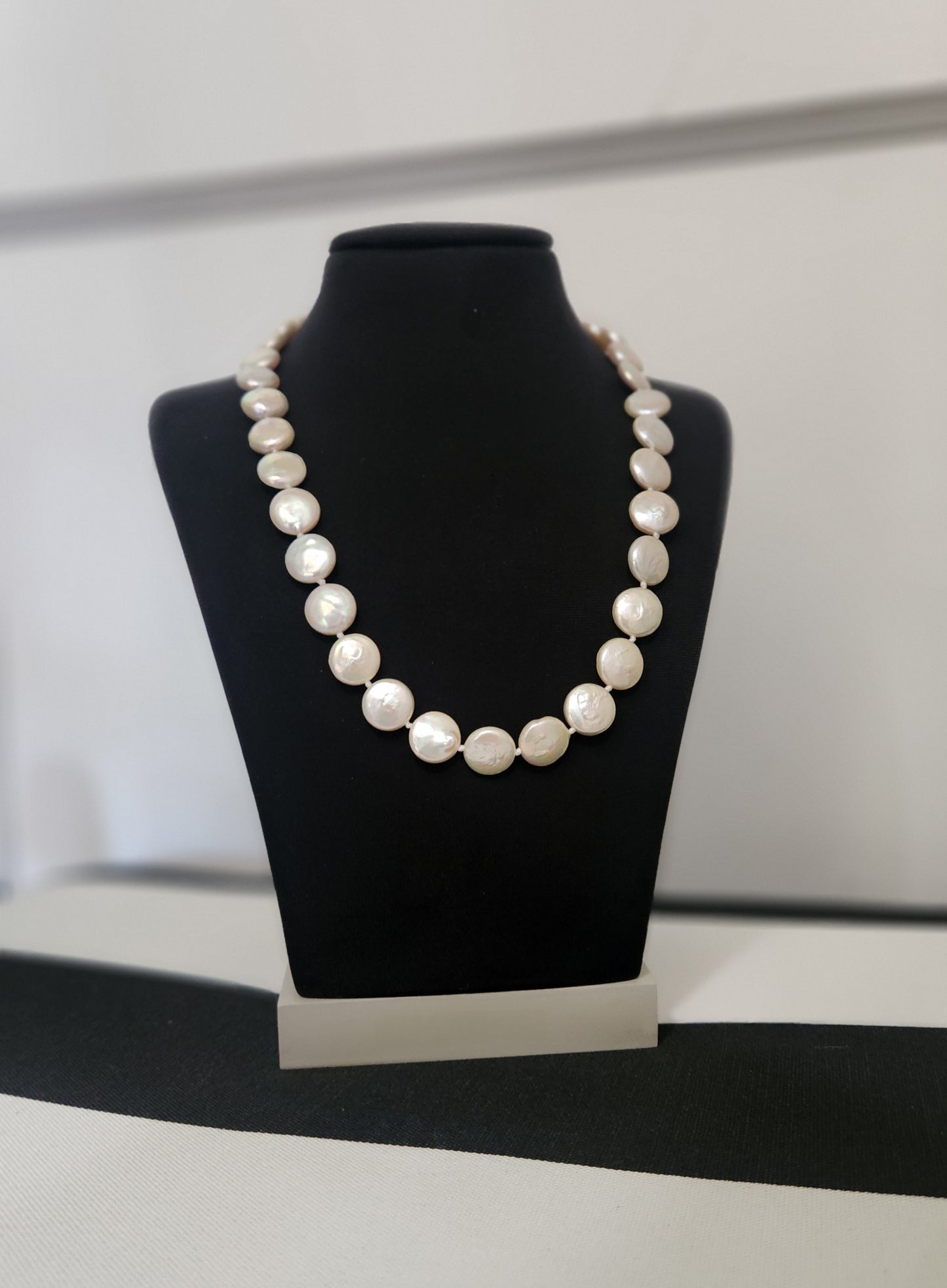 PINK DISC PEARL NECKLACE