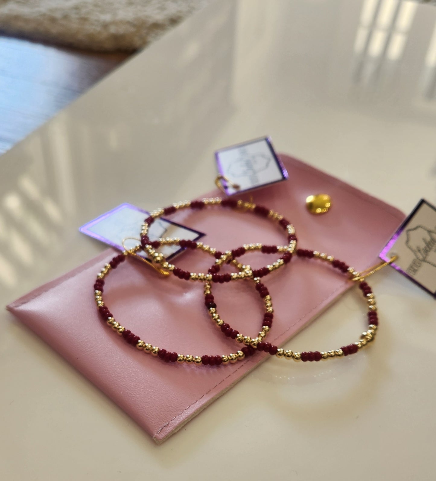 3MM GOLD-FILLED BEAD WITH 3MM RED GLASS BEADS BRACELET