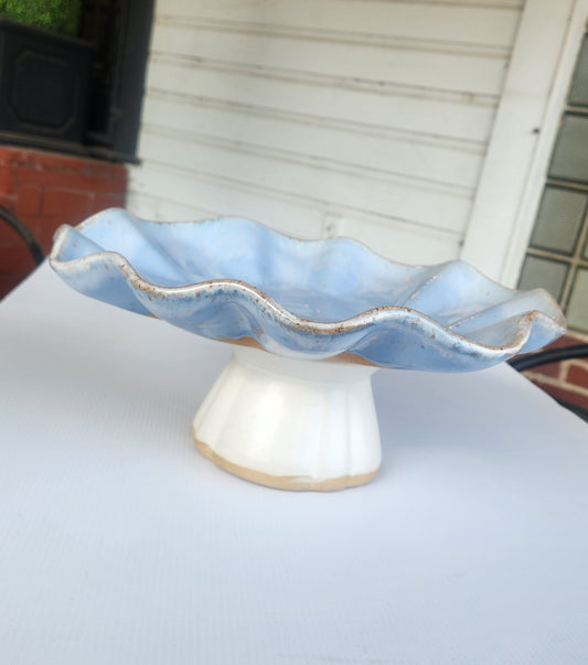 FREEFORM CAKE STAND