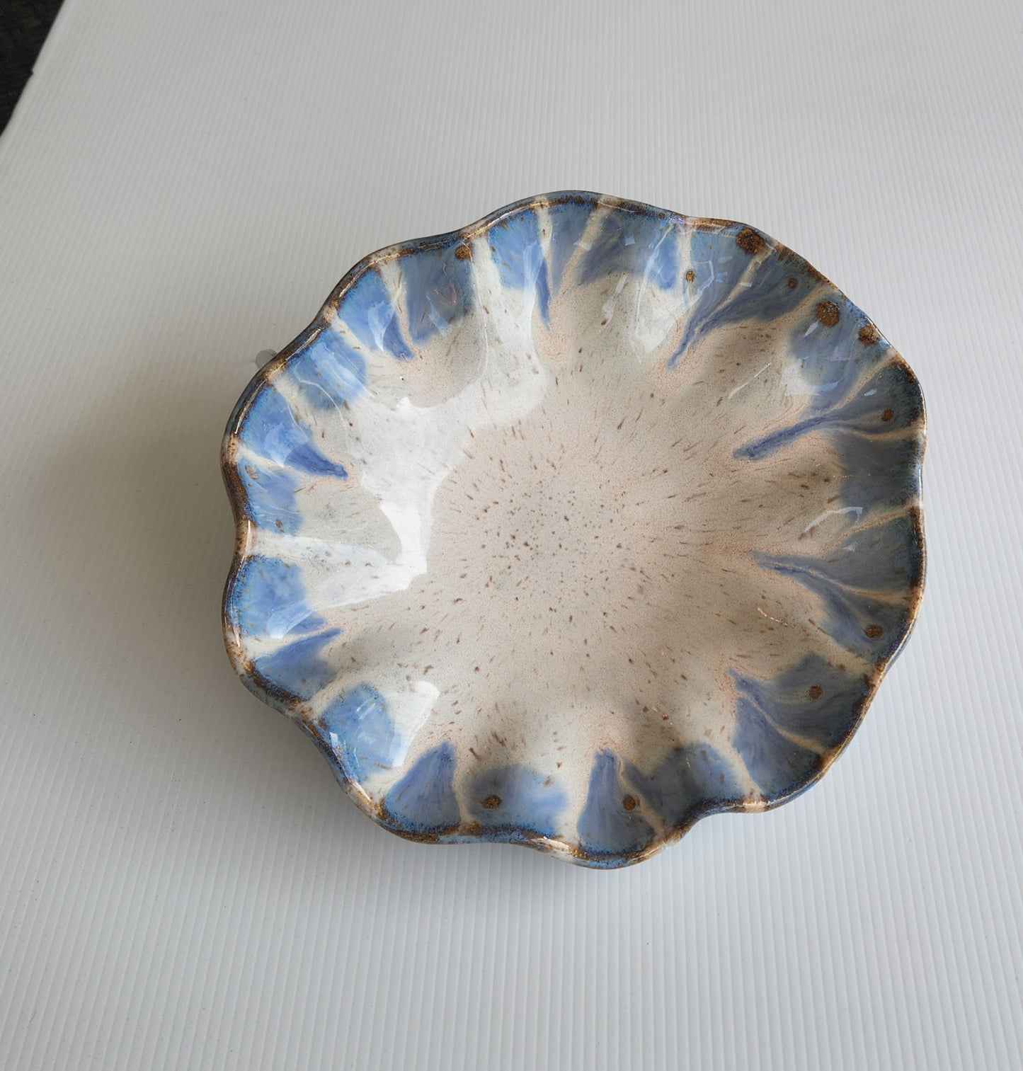 MINI FREEFORM BOWL - BLUE WILLOW