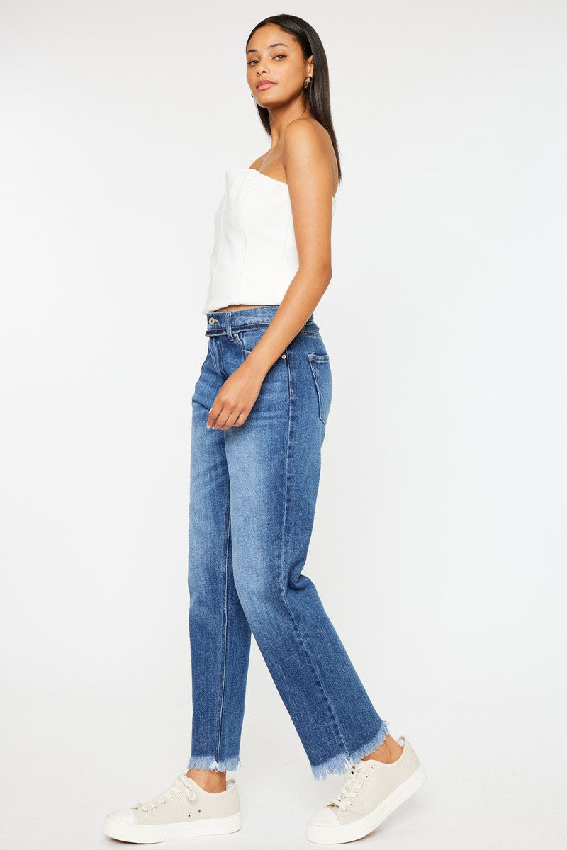 HIGH RISE SLIM STRAIGHT - MEDIUM
