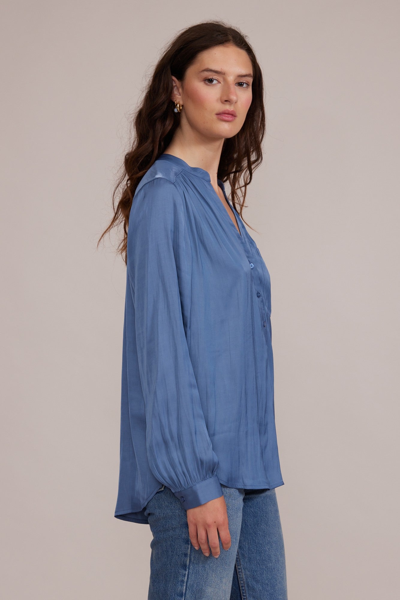 TARRA FLOWY BLOUSE - SLATE BLUE