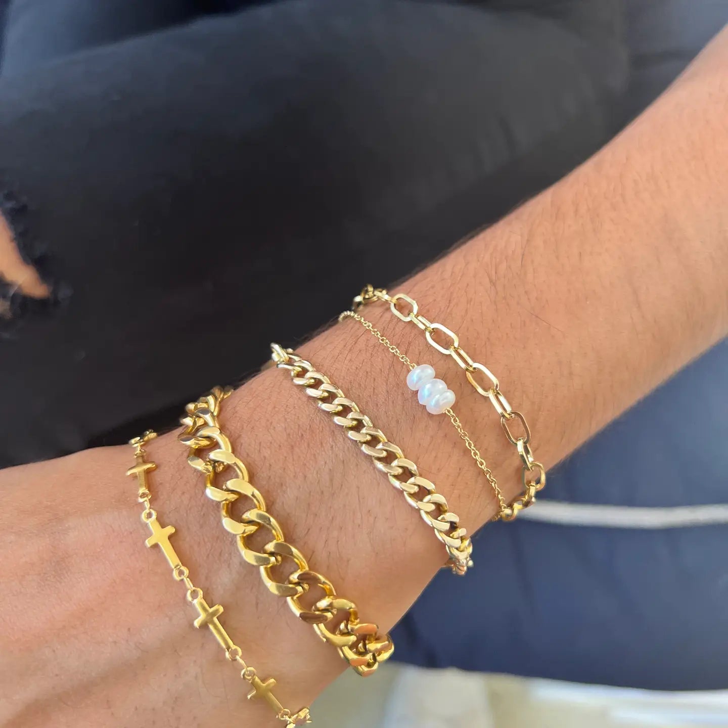 DOUBLE STRAND FRESHWATER PEARL BRACELET