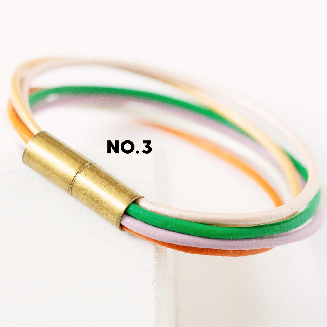 MAGNETIC COLORFUL LEATHER BRACELETS