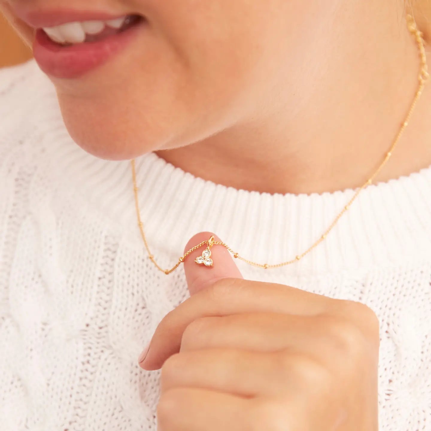 EMERY PENDANT NECKLACE