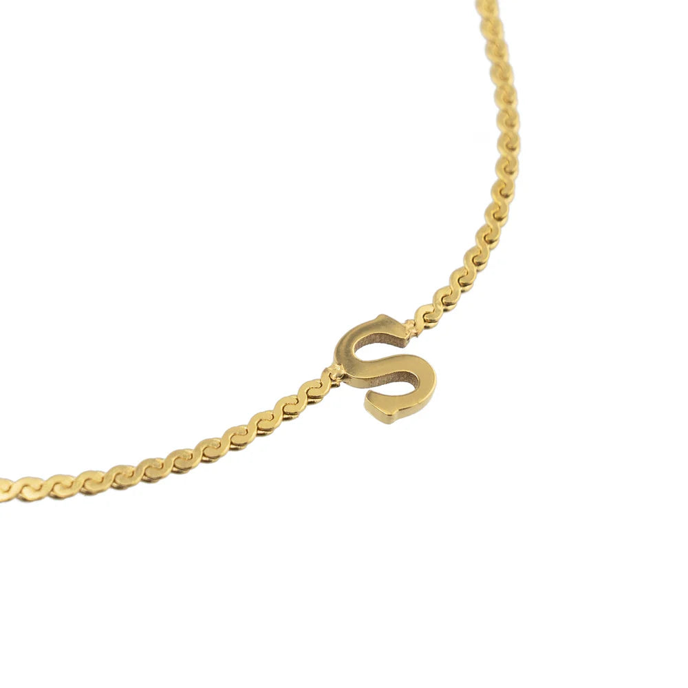 DAINTY LOVE INITIAL BRACELET