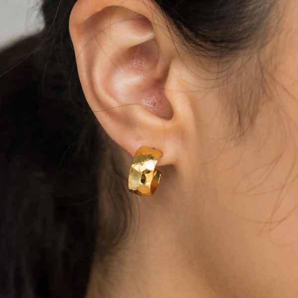 HAMMERED MINI HOOPS