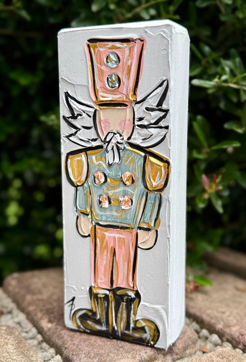STANDING NUTCRACKER WOODEN BLOCK