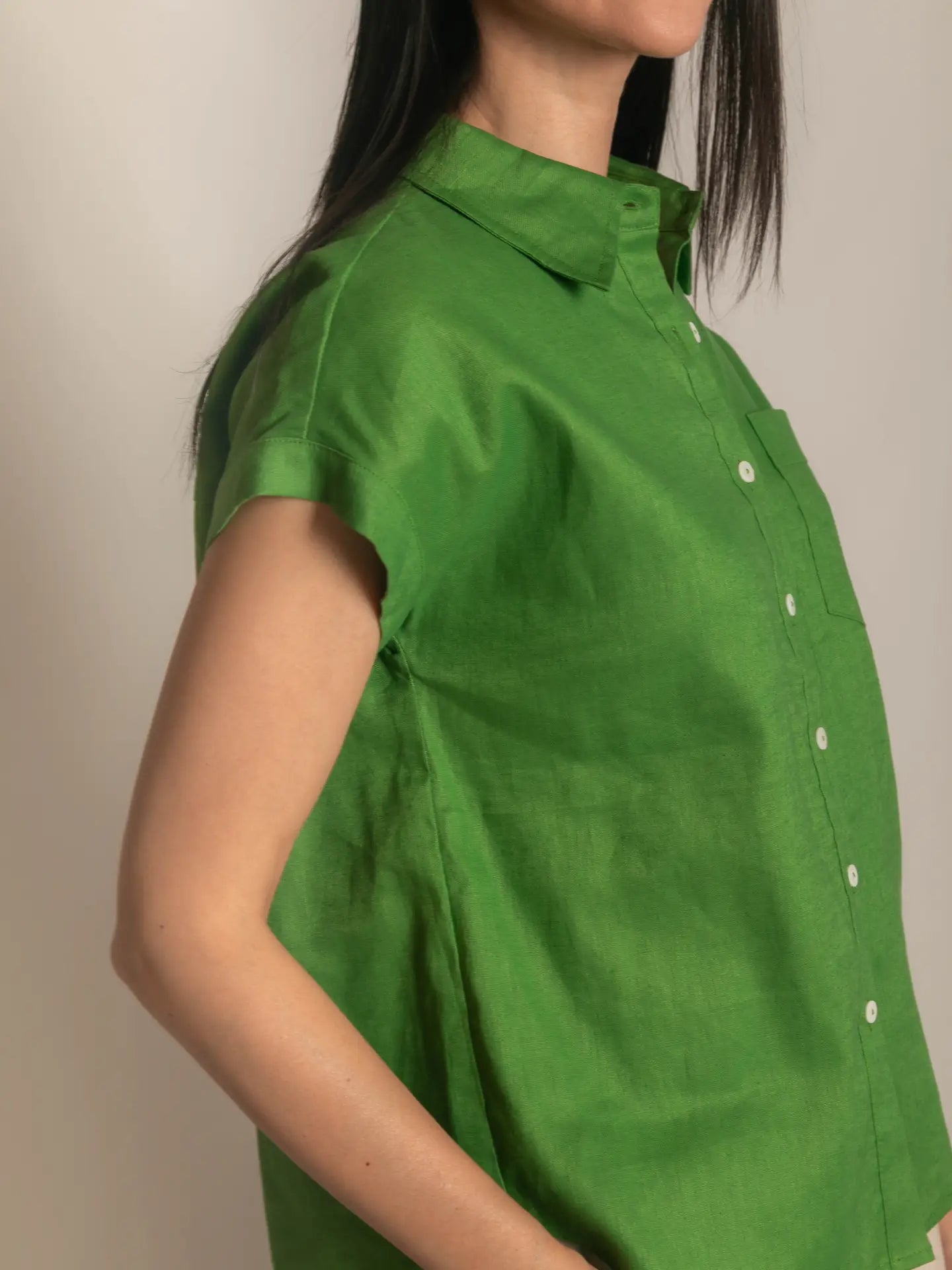 GRASS GREEN LINEN RELAXED TOP
