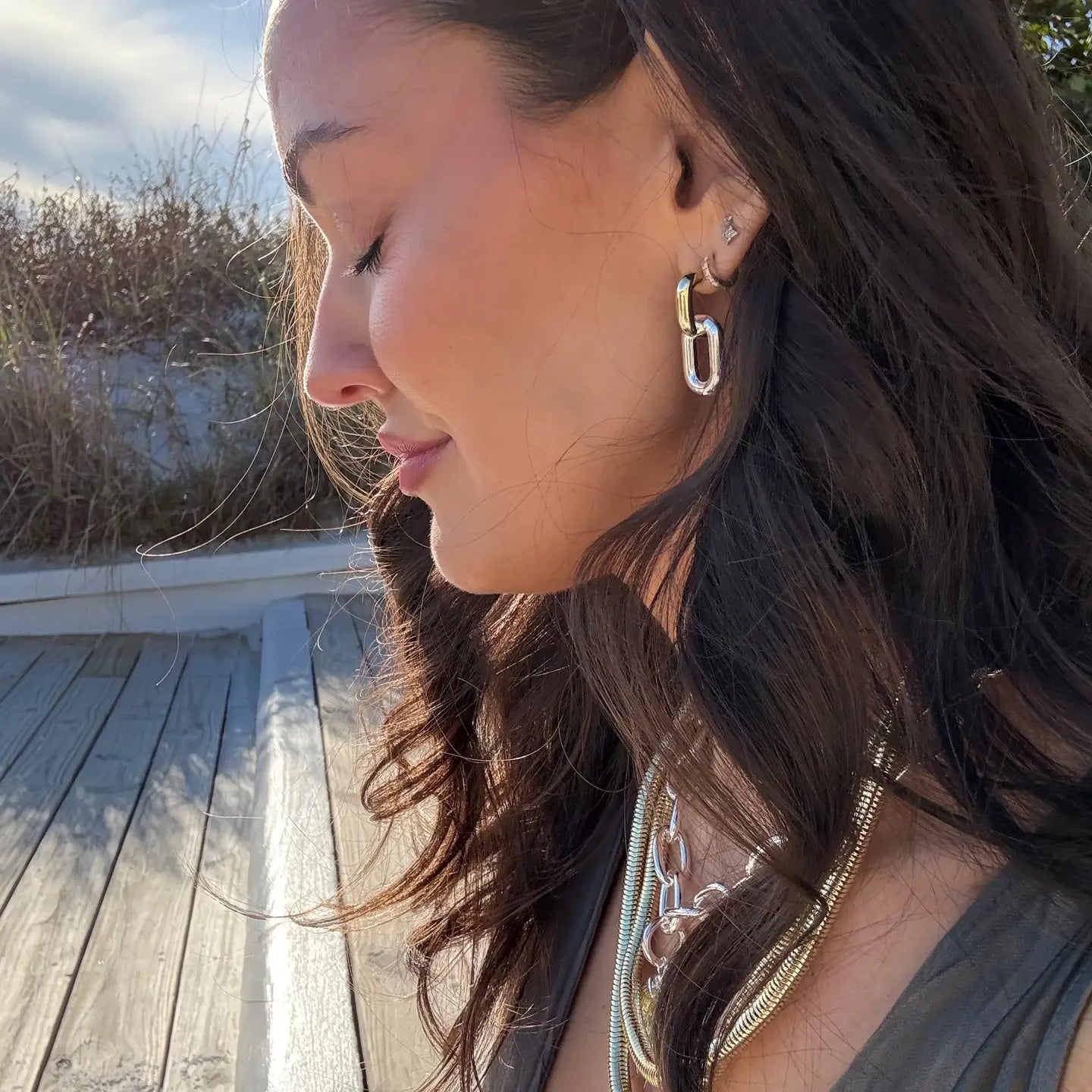 CHELSEA HOOP EARRINGS