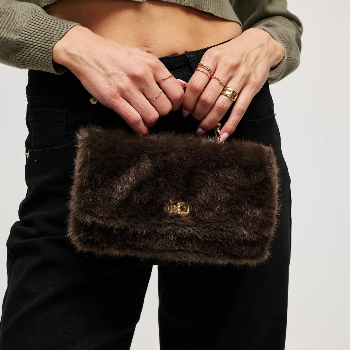 LULU CROSSBODY BAG - CHOCOLATE