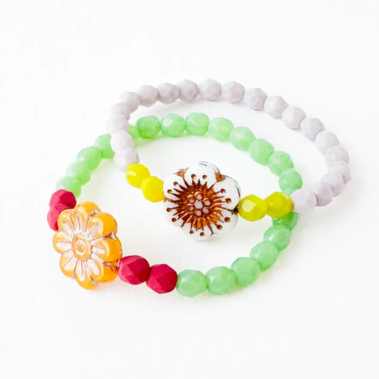 BEADED BRACELET WITH FLOWER