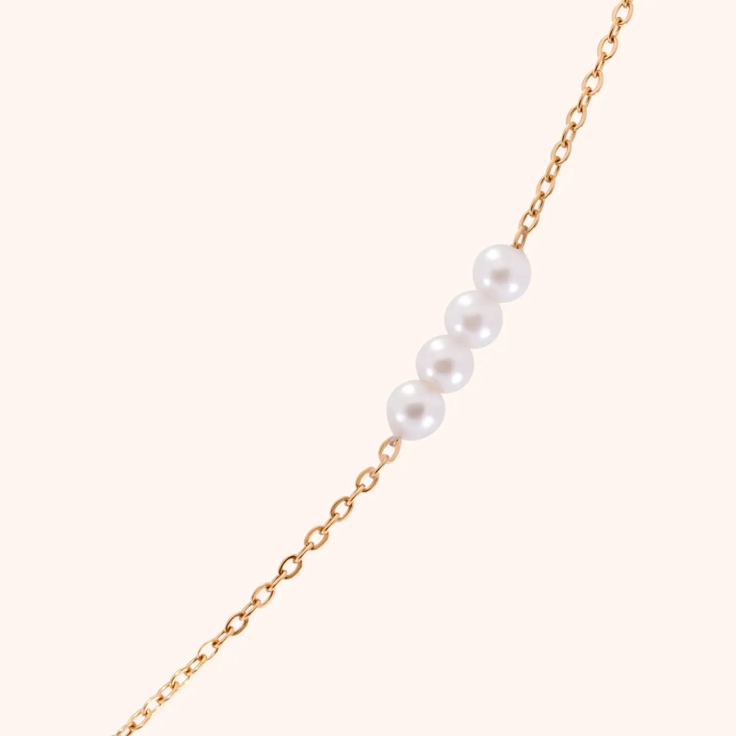 CASCADE NECKLACE