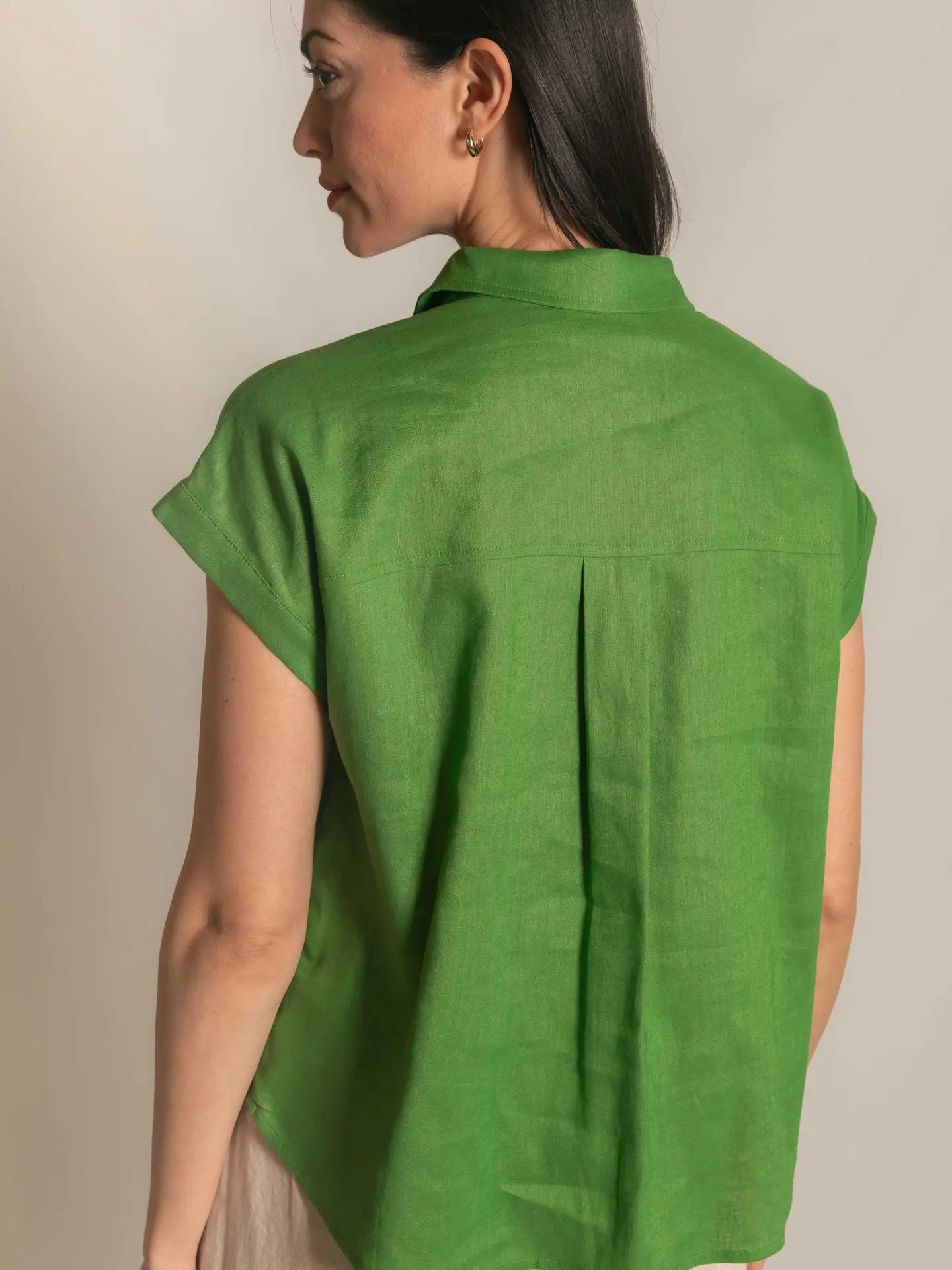 GRASS GREEN LINEN RELAXED TOP