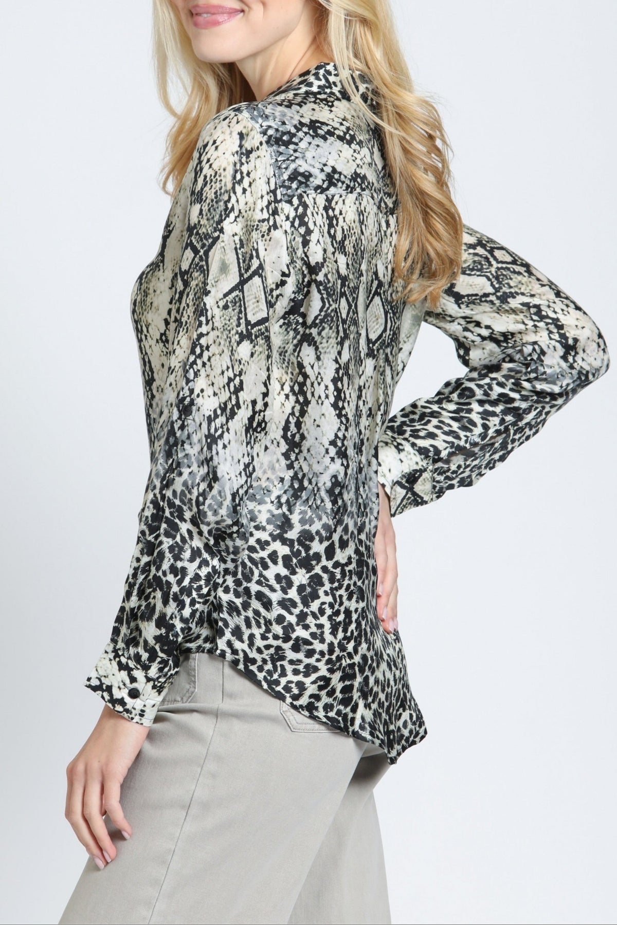 GRAY ANIMAL PRINT LS TOP