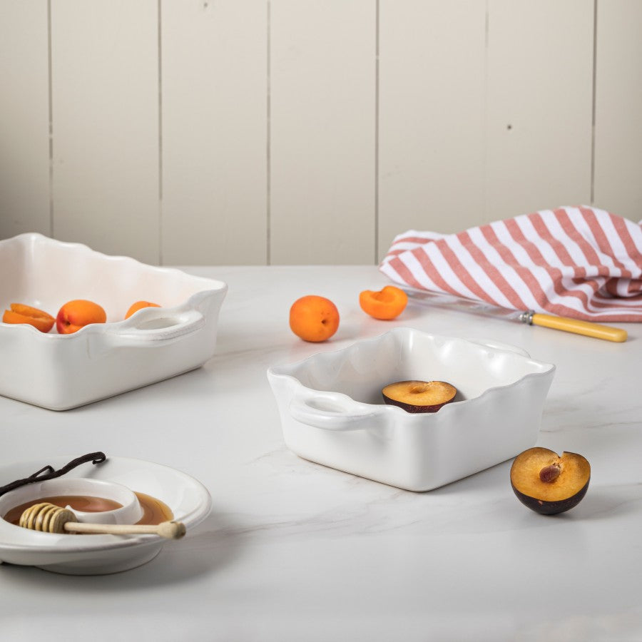 COOK & HOST SQUARE RUFFLED BAKER