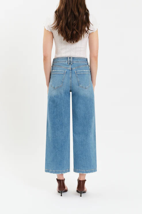 VALLEY GIRL HIGH RISE PATCH POCKET ANKLE JEAN