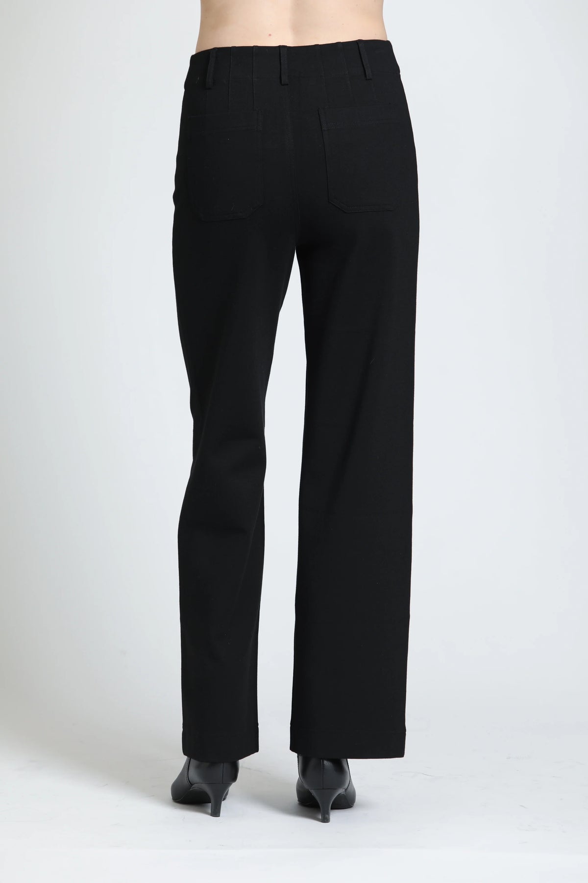 BLACK PATCH POCKET PANT