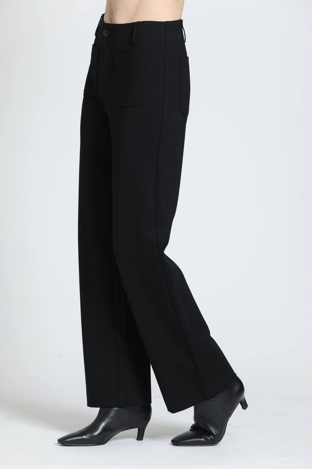 BLACK PATCH POCKET PANT