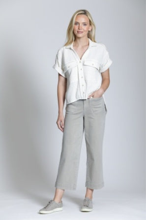 BREEZY BUBBLE BLOUSE WITH PATCH POCKETS