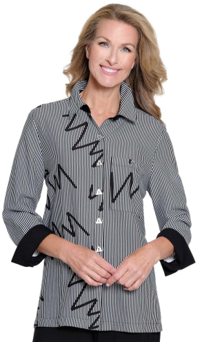 FUNKY BLACK & WHITE BUTTON TOP