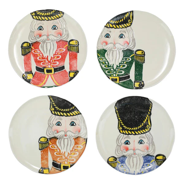 NUTCRACKERS ASSORTED DINNER PLATES
