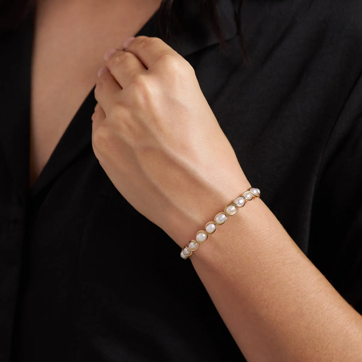 NATURAL CHARM BRACELET