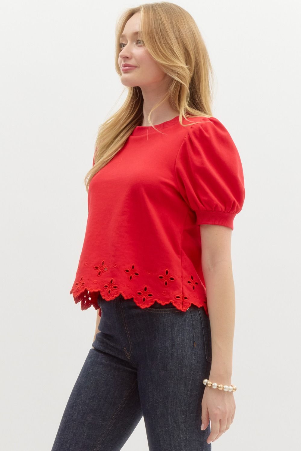 SHORT SLEEVE EMBROIDERED HEM TOP - RED