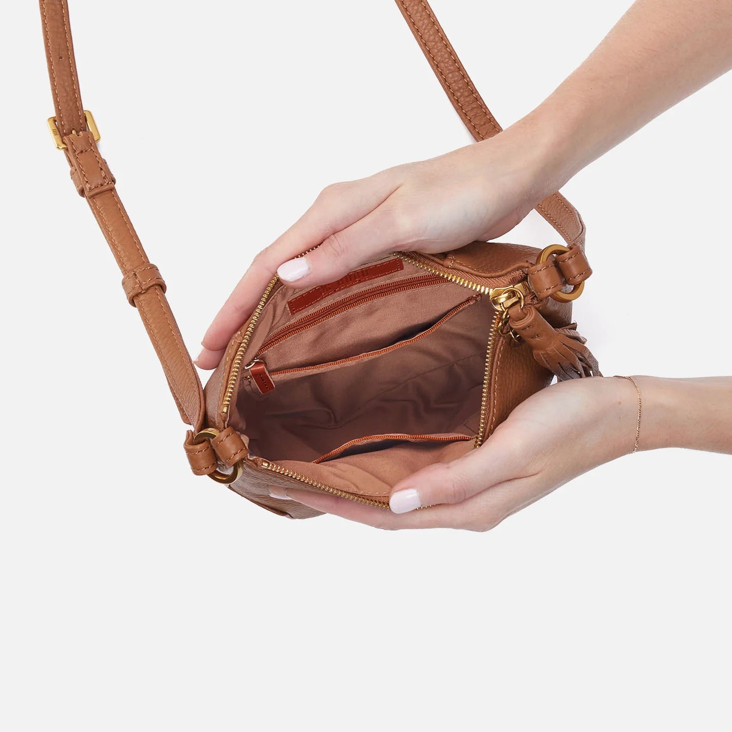 LEXI SMALL CROSSBODY - WARM HONEY