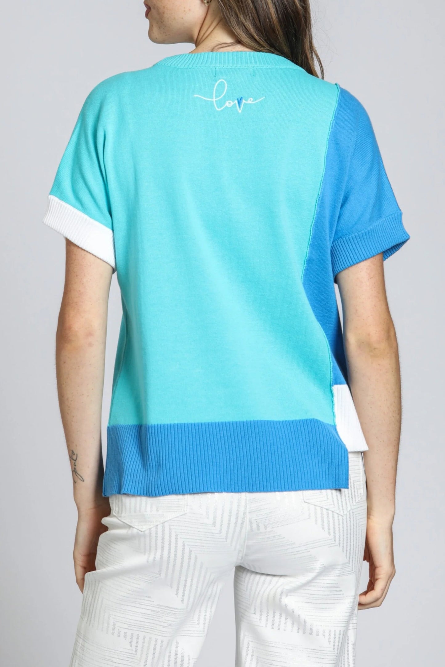BLUE COLOR BLOCK SWEATER