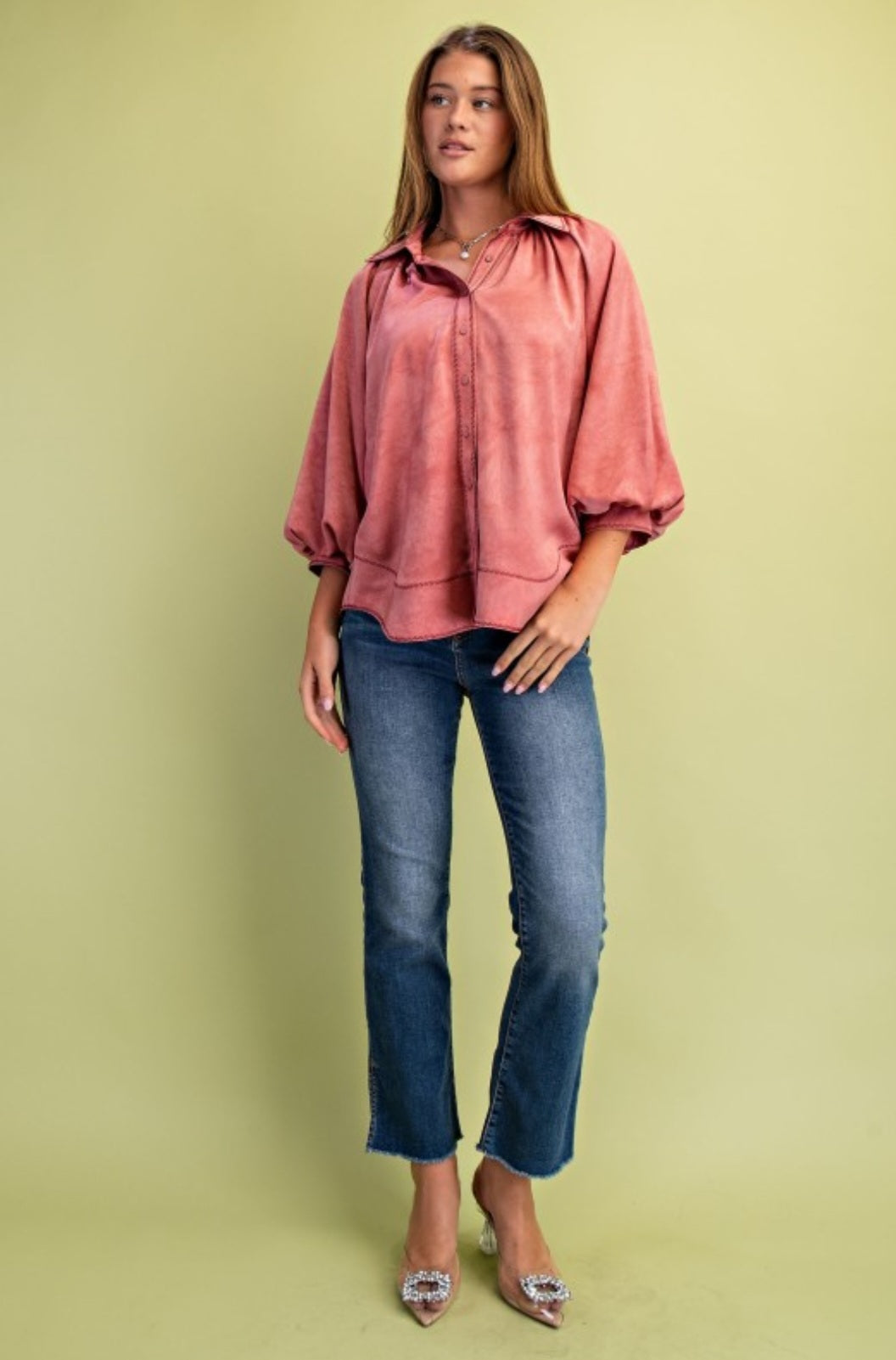 ROSE COLORED BUTTON TOP