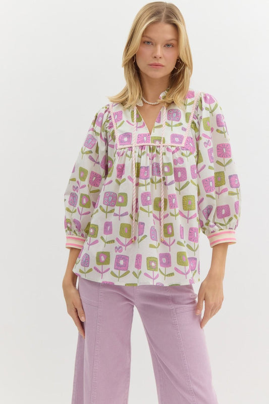 CREAM W PINK FLOWERS TOP